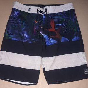 Vans Size 30 Dark Floral Boardshorts/Swimsuit